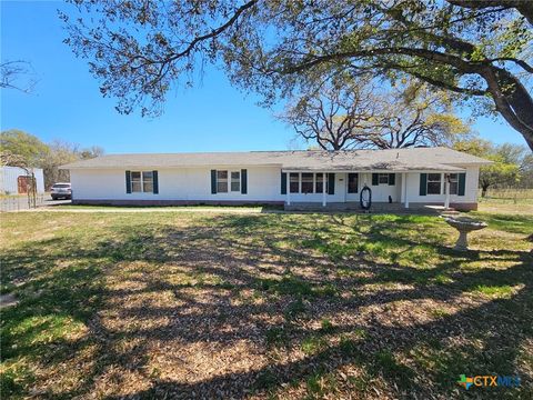 Photo of 4821 Fm 467, Seguin, TX 78155 (MLS # 611575)