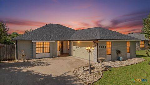Photo of 4814 Creekside Drive, Killeen, TX 76543 (MLS # 614770)