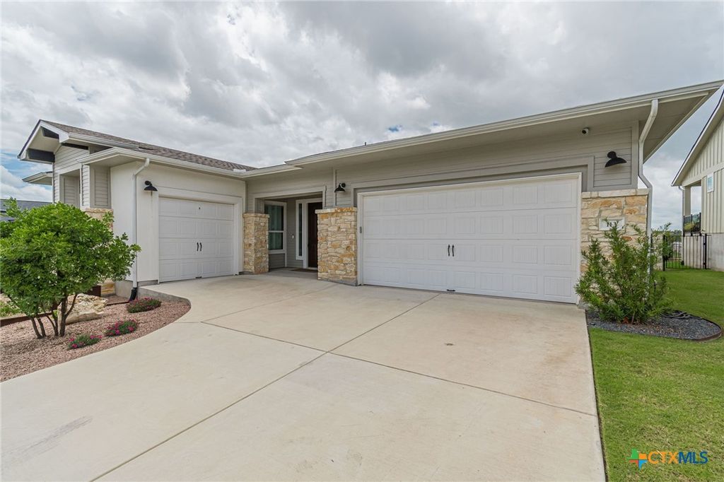 Photo of 113 Waving Muhly Drive, San Marcos, TX 78666 (MLS # 616777)