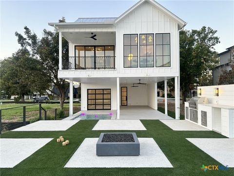 508 Lake Street Kingsland TX 78639