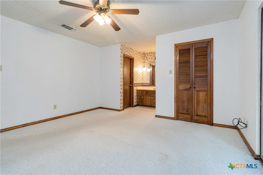 Photo 11 of 45 of 106 Kildeer Drive house