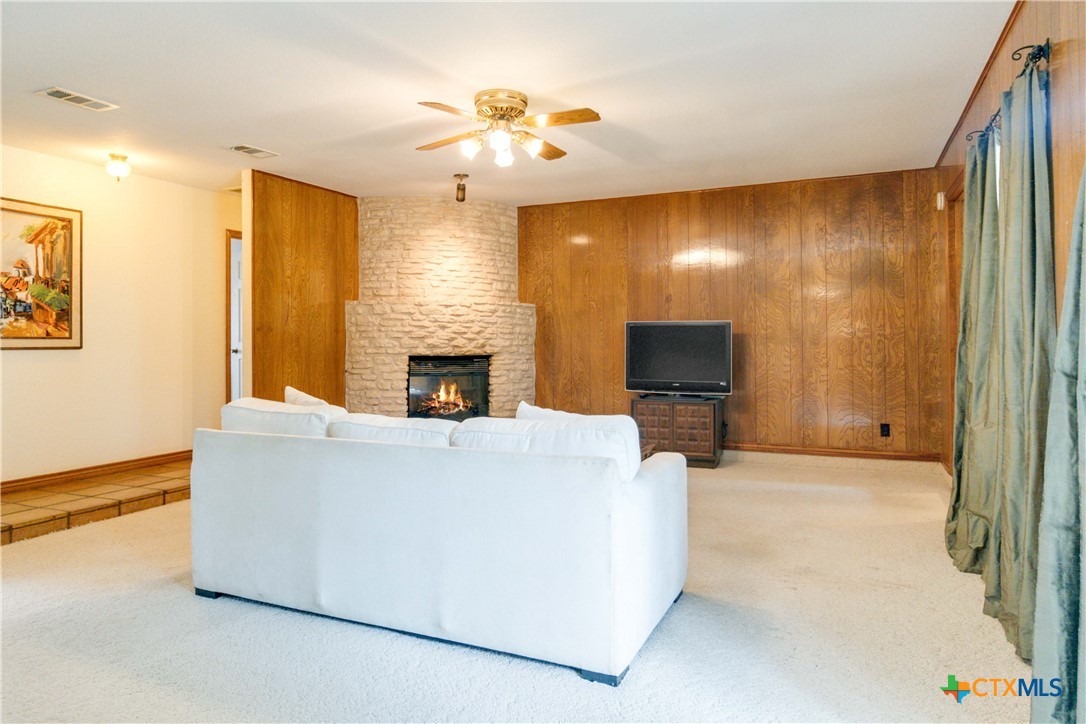 Photo 9 of 45 of 106 Kildeer Drive house