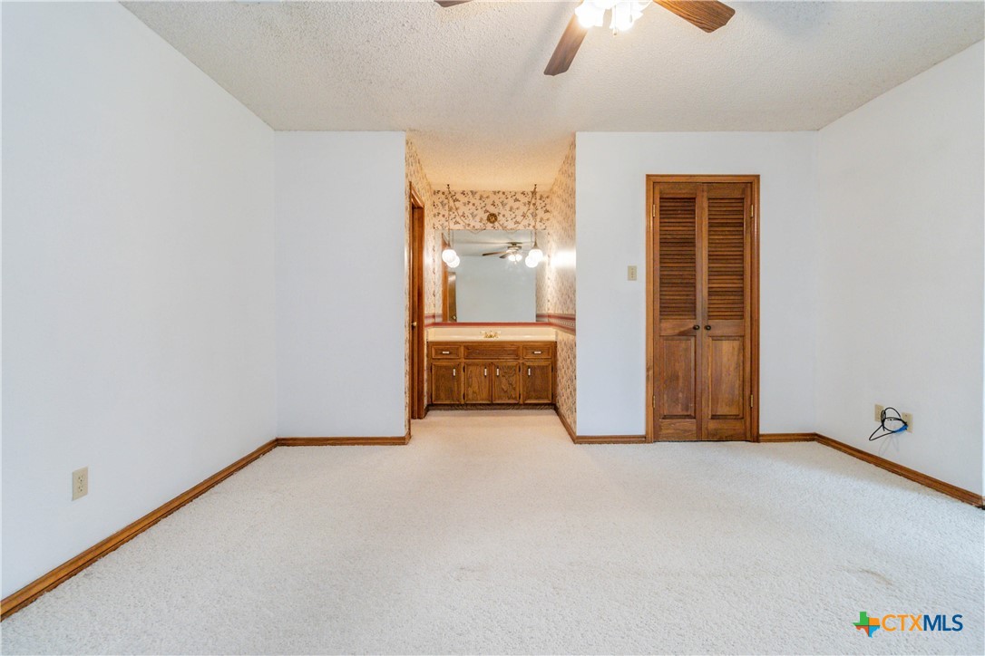 Photo 16 of 45 of 106 Kildeer Drive house