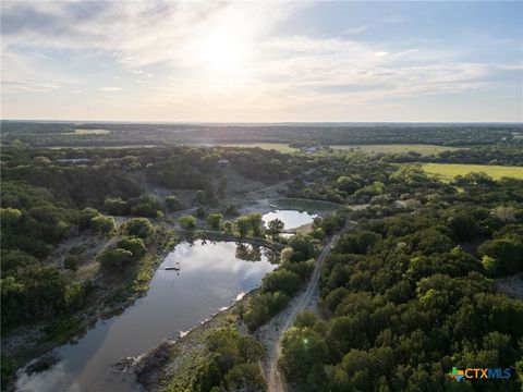 1052 PR 4405 Lampasas TX 76550