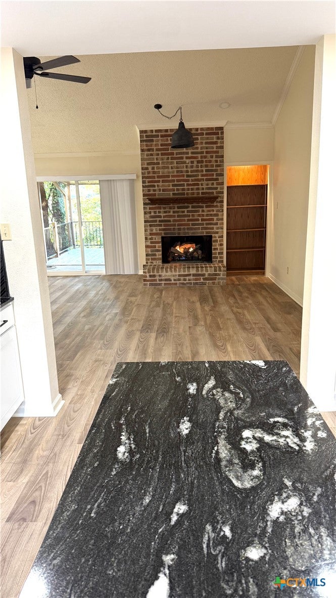4000 Hickory Road 6