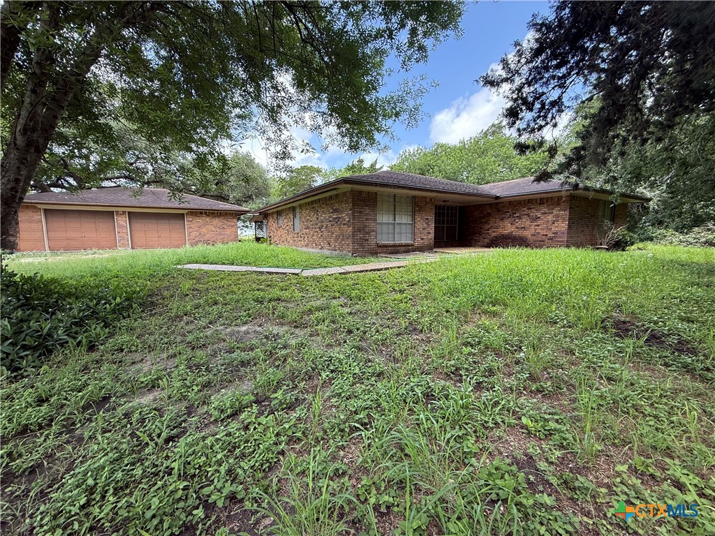 Photo 1 of 14 — 5916 Fm 1090, Port Lavaca, TX 77979