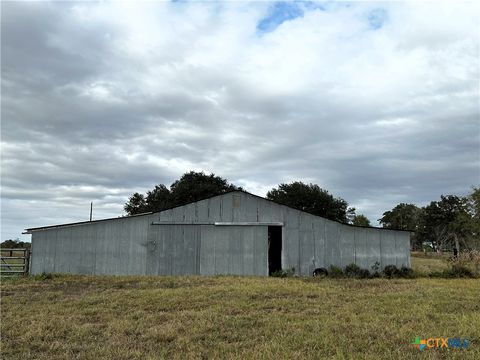 A home in Schulenburg