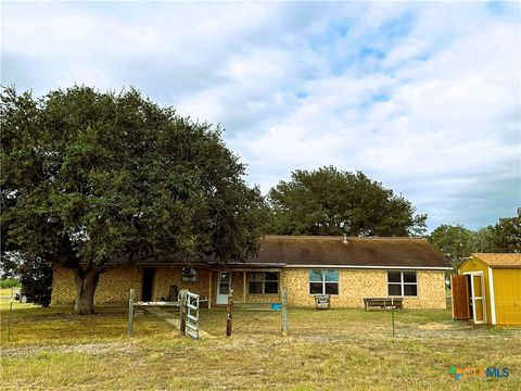 A home in Schulenburg