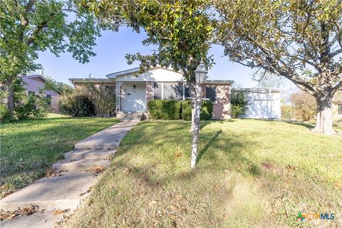 Photo of 708 S 32nd Street, Temple, TX 76501 (MLS # 599075)