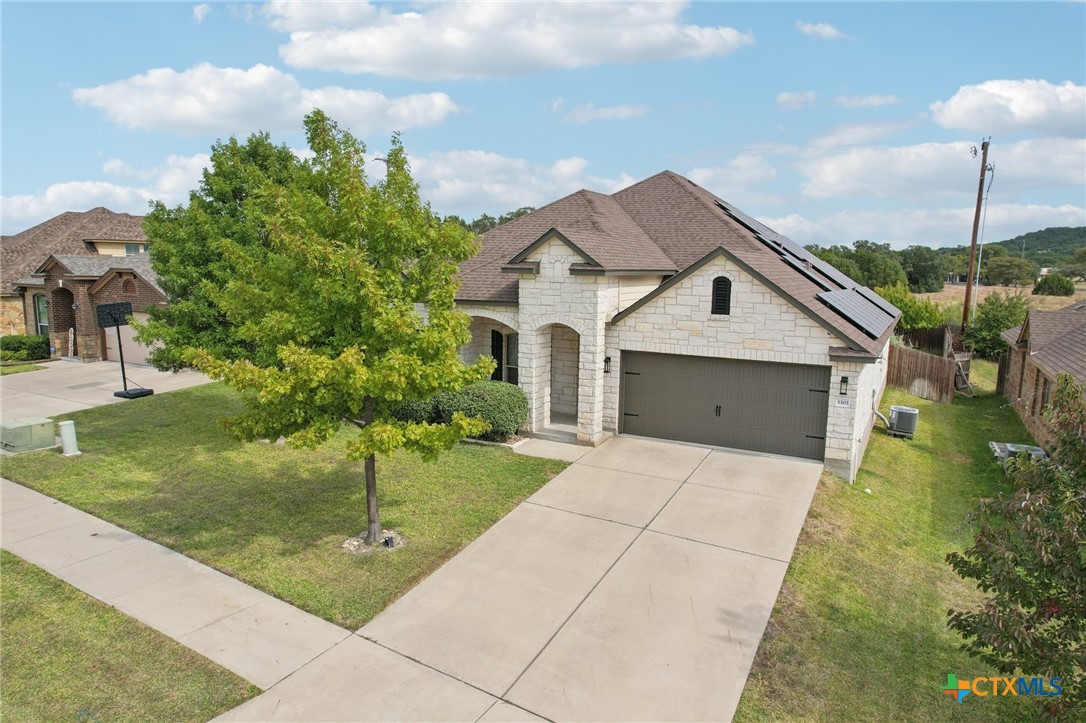 3303 Vineyard Trail