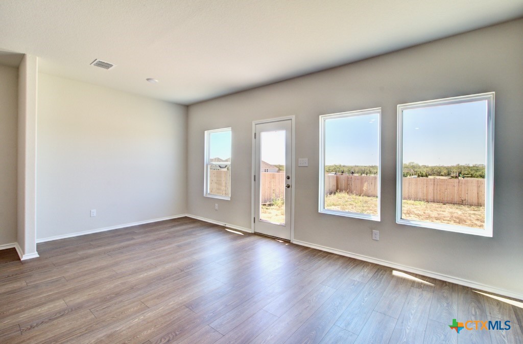 11120 Prairie Landing