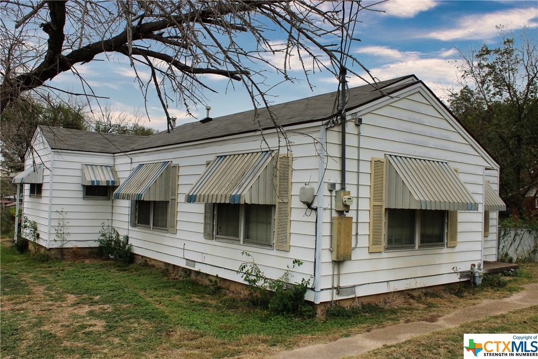 714 S Robinson Drive