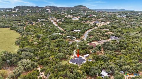 Photo of 195 Crazy Horse Trail, Canyon Lake, TX 78133 (MLS # 599505)