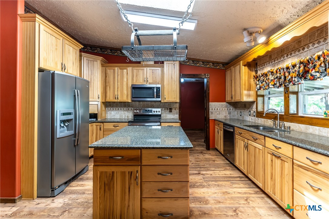 9701 County Road 3420