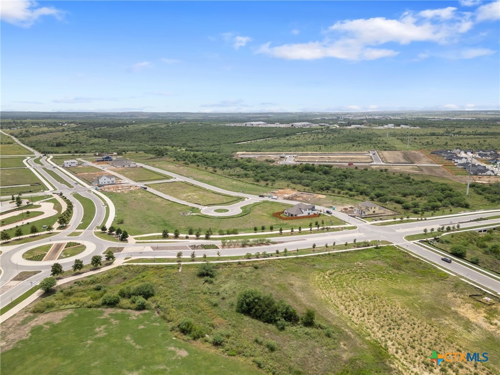 424 Salamander Street