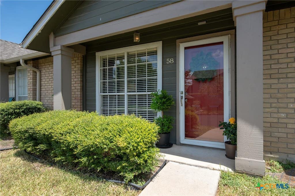 Photo of 1015 E Yager Lane #58, Austin, TX 78753 (MLS # 622406)