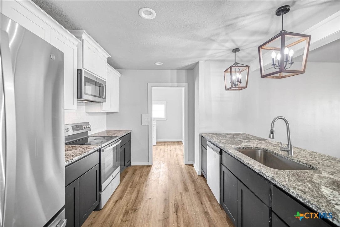 504 N Arnim