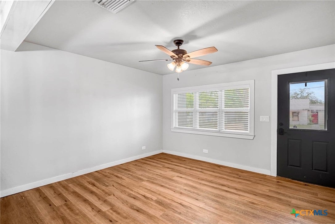 504 N Arnim