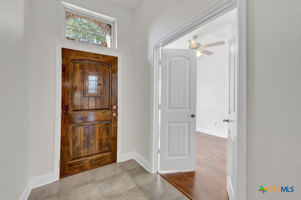 Photo of 1176 Legacy Drive, New Braunfels, TX 78130 (MLS # 610664)