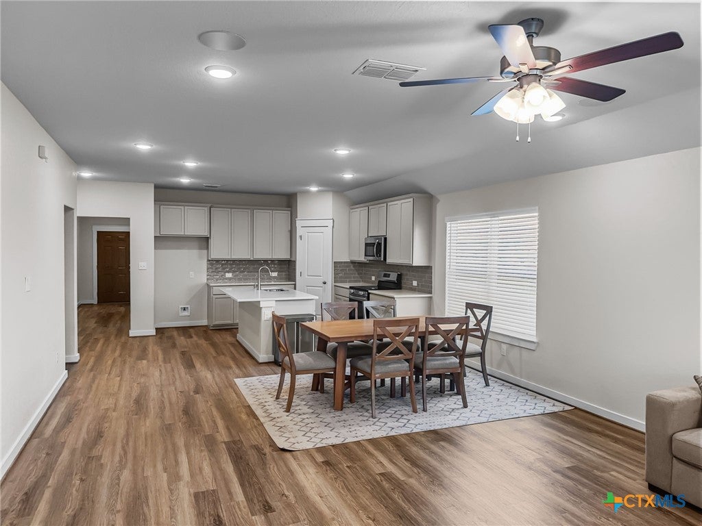 Photo of 916 Gray Cloud Drive, New Braunfels, TX 78130 (MLS # 628001)
