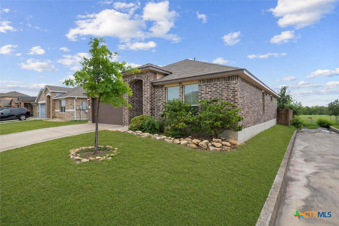 1408 Shims Boulevard