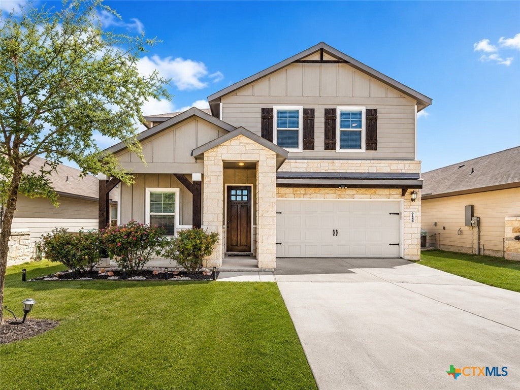Photo of 724 Clara Park, New Braunfels, TX 78130 (MLS # 608564)