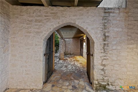 A home in Spicewood