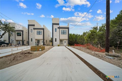 A home in Canyon Lake