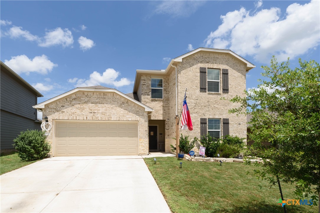 View Seguin, TX 78155 house