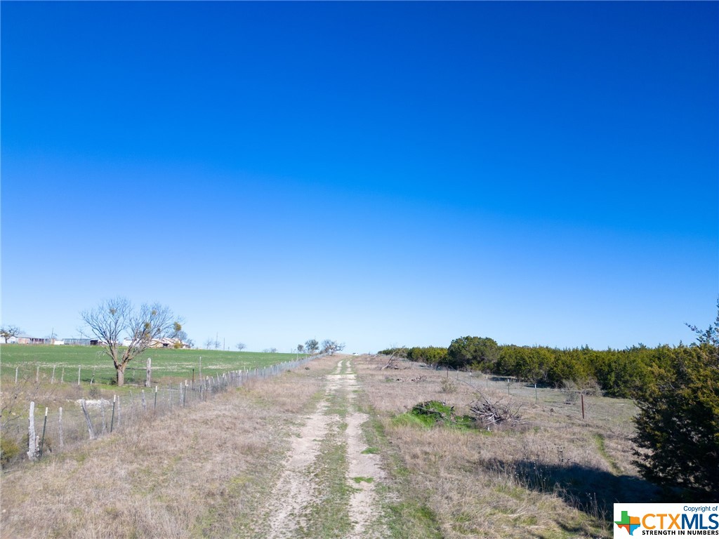 4746 W US Hwy 190