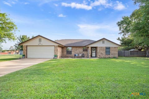 Photo of 8910 Trailridge Drive, Temple, TX 76502 (MLS # 620429)