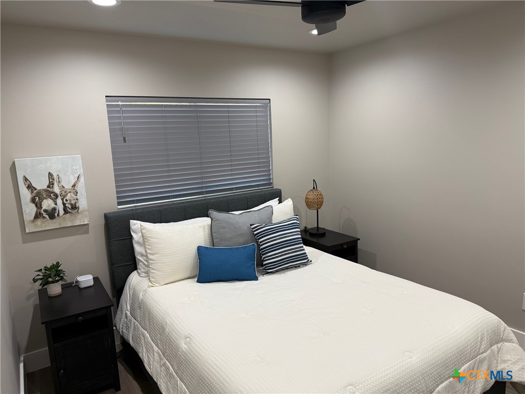 Canyon Lake, Texas 78133, United States, 3 Bedrooms Bedrooms, ,2 BathroomsBathrooms,Residential,Active,242251