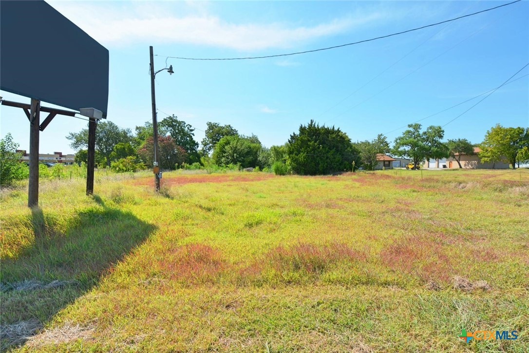 2050 N IH 35