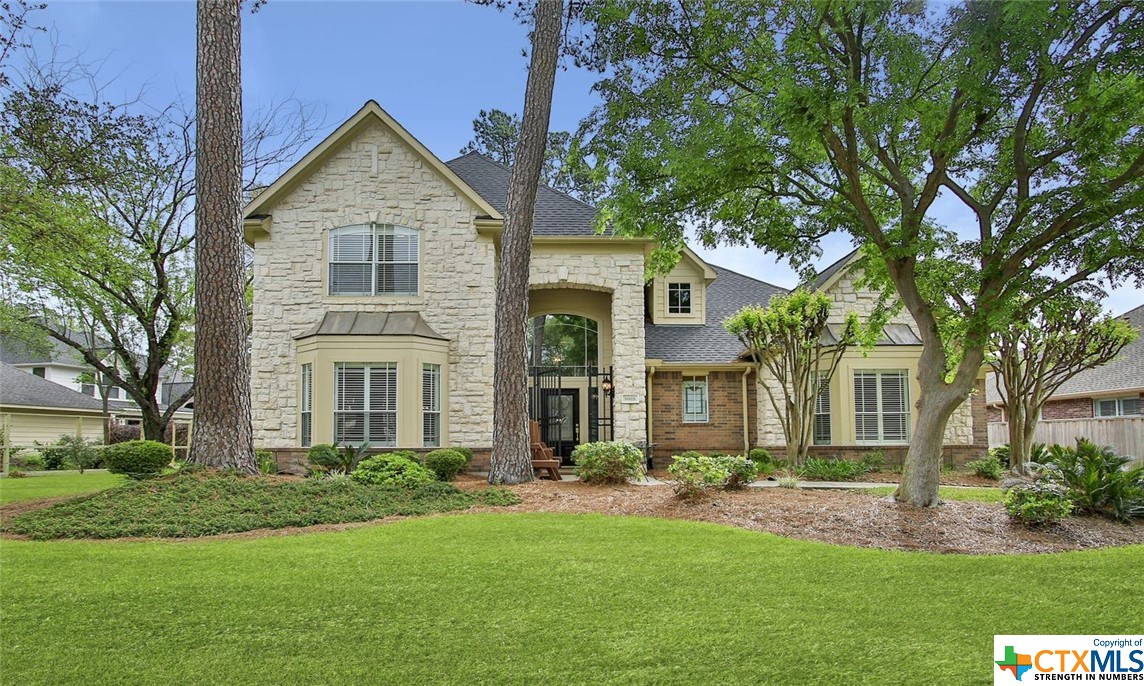 Photo 1 of 34 — 9818 Audubon Park Dr, Spring, TX 77379