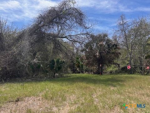 Photo of 271 W Fm 884, Goliad, TX 77963 (MLS # 612944)