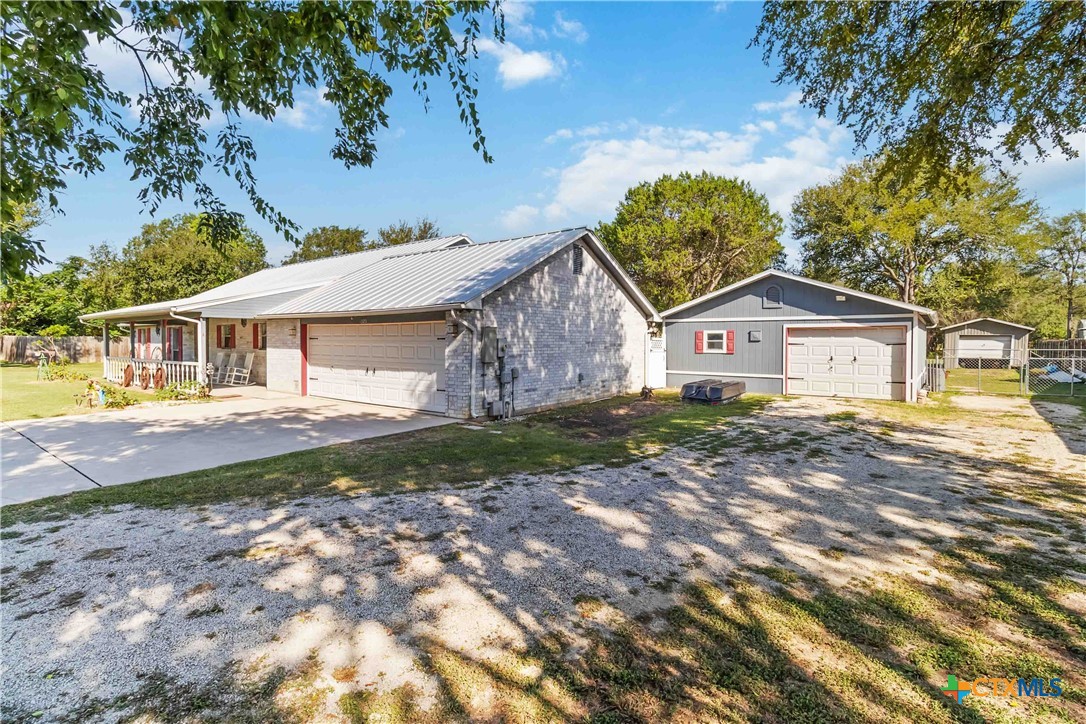 1323 Mary Preiss Drive