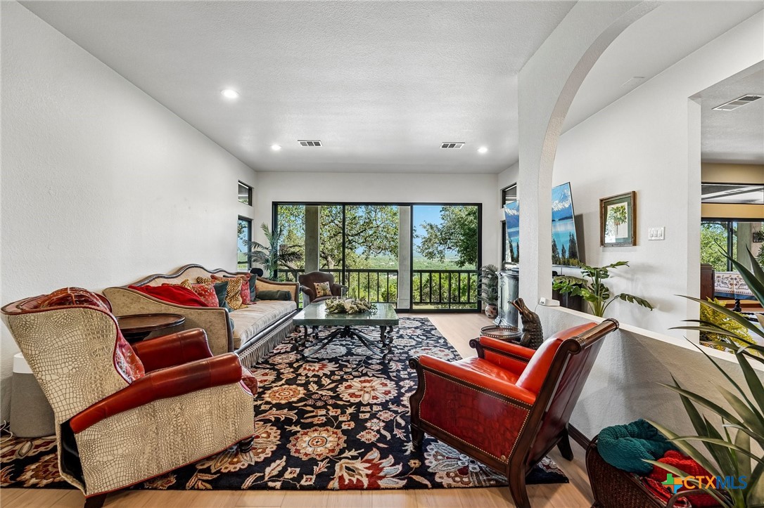 100 Mesa Drive