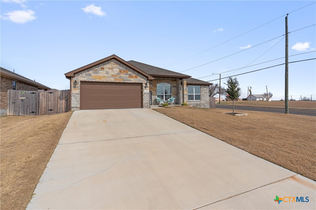 2446 Moreno Spur