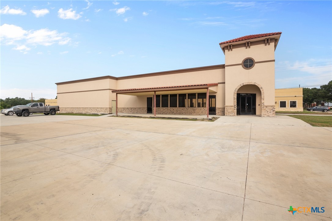 6202 Nursery Drive