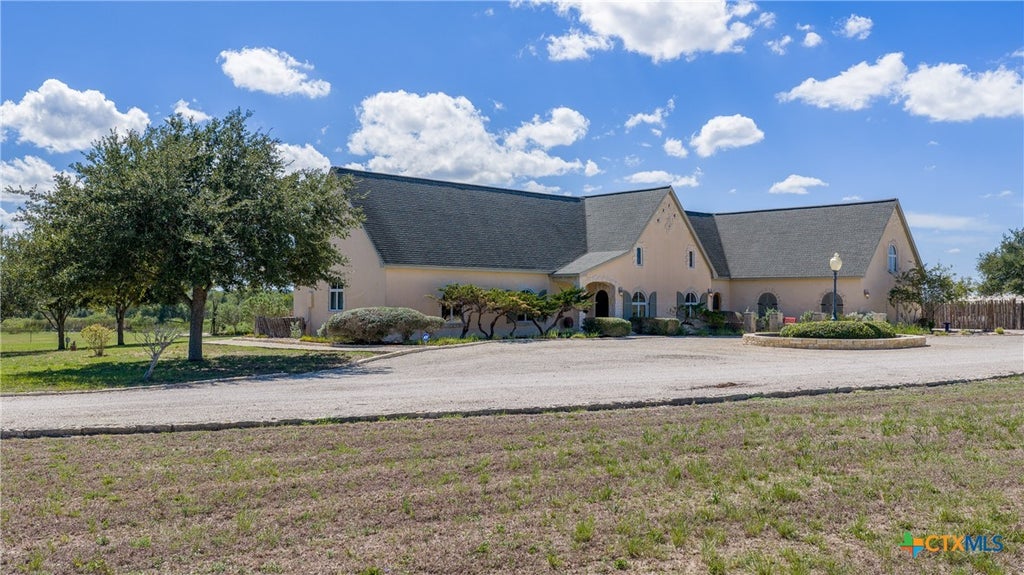 Photo of 5904 Old Yoakum Road, Cuero, TX 77954 (MLS # 627531)