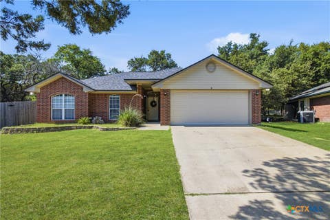 Photo of 8 Holly Court, Belton, TX 76513 (MLS # 622079)