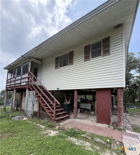 Photo of 1435 Hillcrest Forest, Canyon Lake, TX 78133 (MLS # 611957)