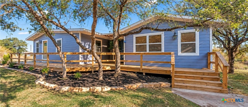 Photo of 1110 Palm Street, Burnet, TX 78611 (MLS # 625693)