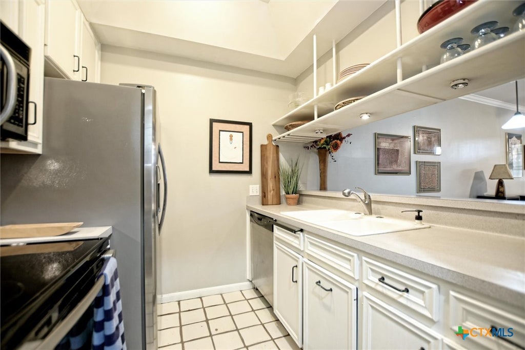 Photo of 641 W 31st 1/2 Street #3, Austin, TX 78705 (MLS # 608005)