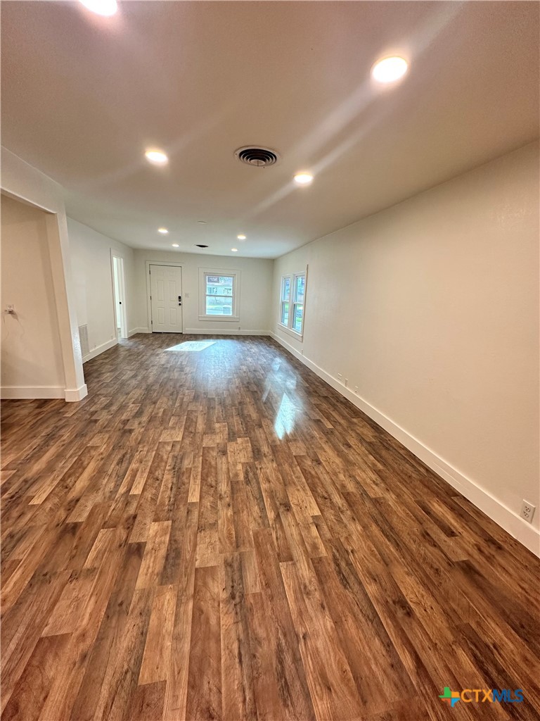 309 S Ridge