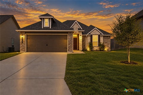 Photo of 808 Fallbrook Drive, Temple, TX 76502 (MLS # 626006)