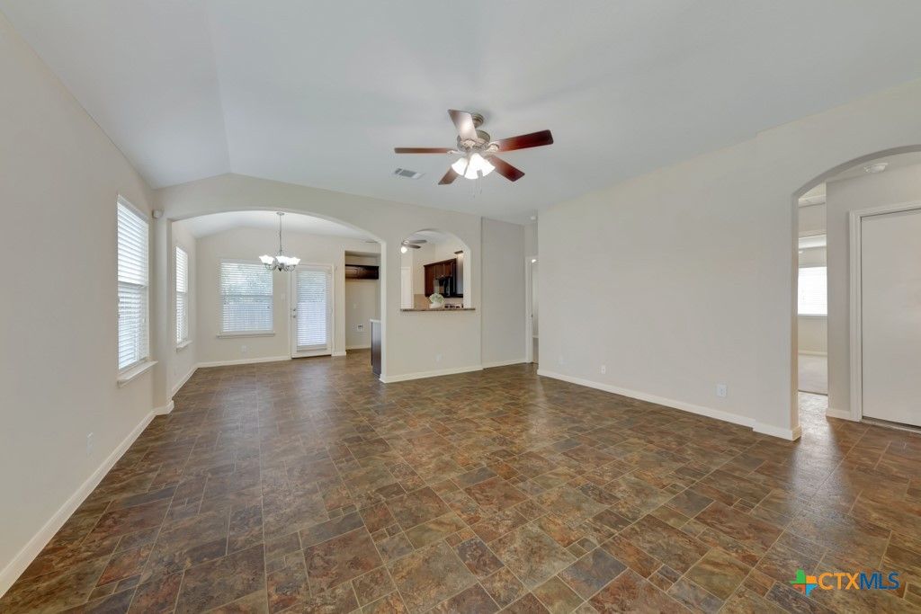 Photo of 116 Encina Cove, San Marcos, TX 78666 (MLS # 609577)