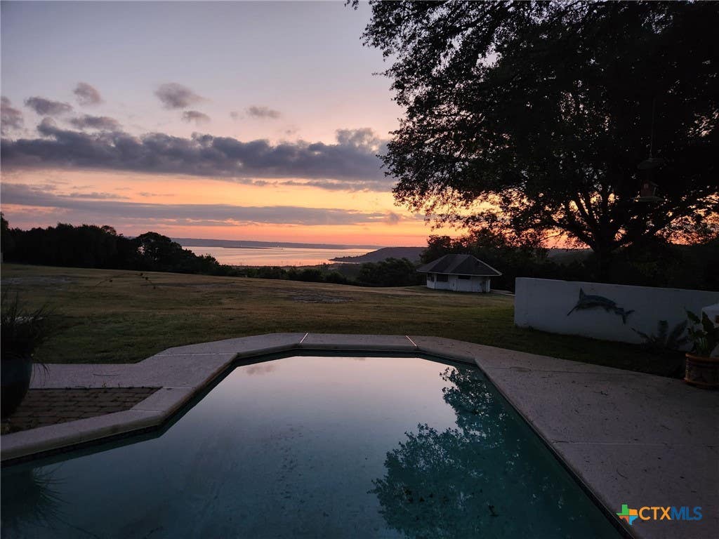 Photo of 6750 N Lakeview Drive, Salado, TX 76571 (MLS # 617405)