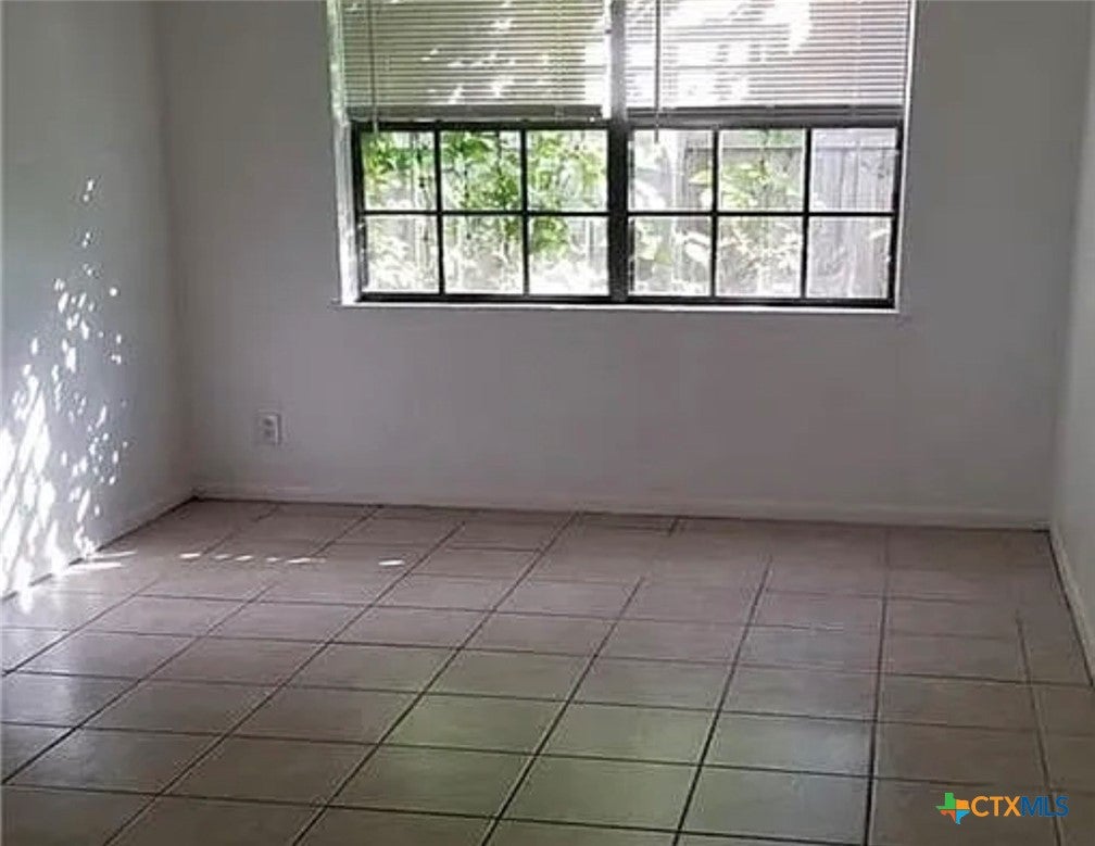 506 Esther Circle