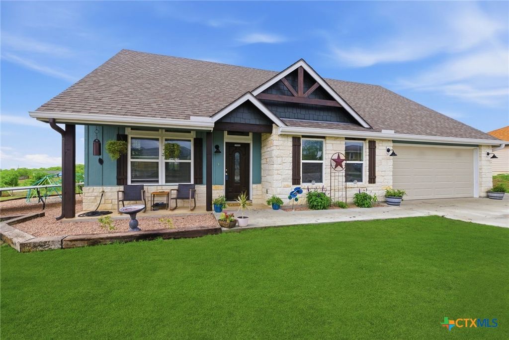 Photo of 114 Ryleas Court, San Marcos, TX 78666 (MLS # 604645)